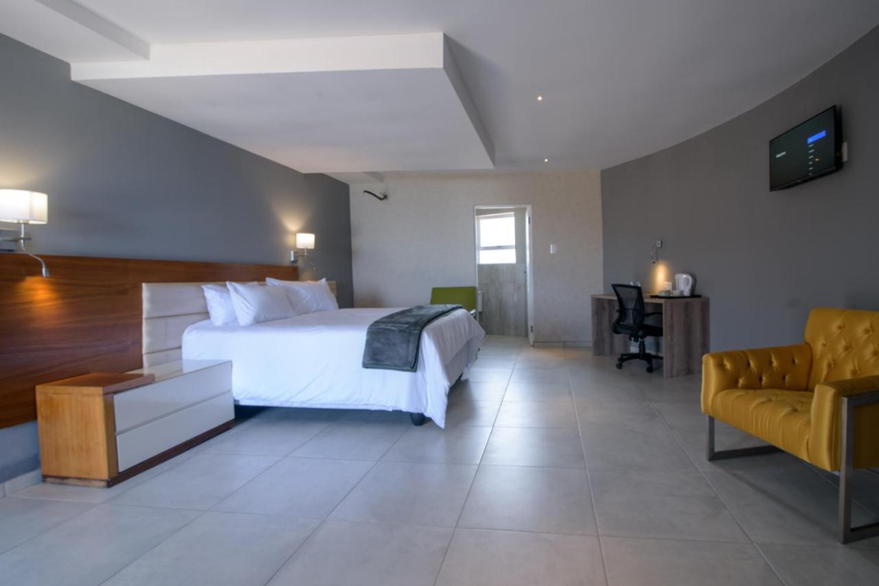 Green Fields Hotel, Coffee Bay Bagian luar foto