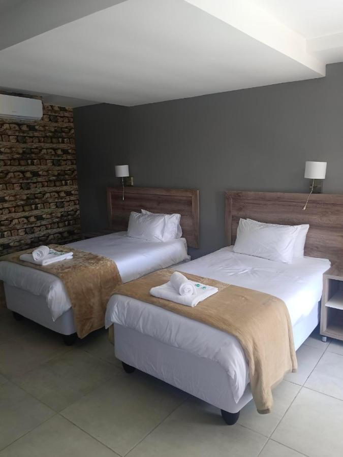 Green Fields Hotel, Coffee Bay Bagian luar foto